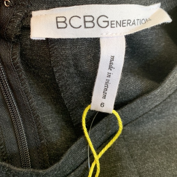 NWT- BCBGeneration Heather Charcoal Ponte Flutter-Sleeve Dress. Size 6 - Picture 4 of 9